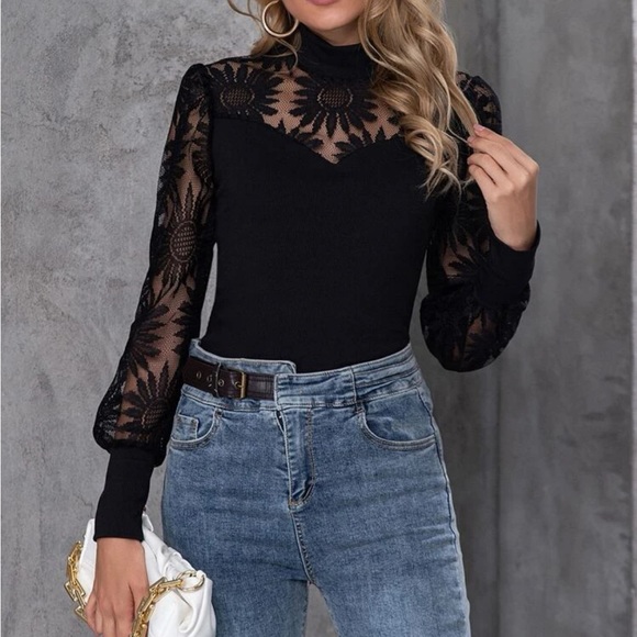 Boho lace mock neck blouse - Picture 6 of 6